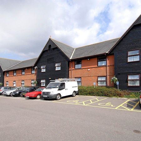 Premier Inn Poole Centre Buitenkant foto
