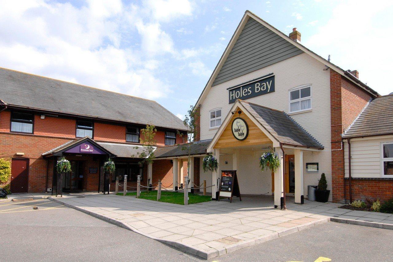Premier Inn Poole Centre Buitenkant foto