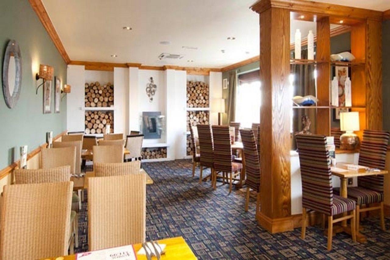 Premier Inn Poole Centre Buitenkant foto